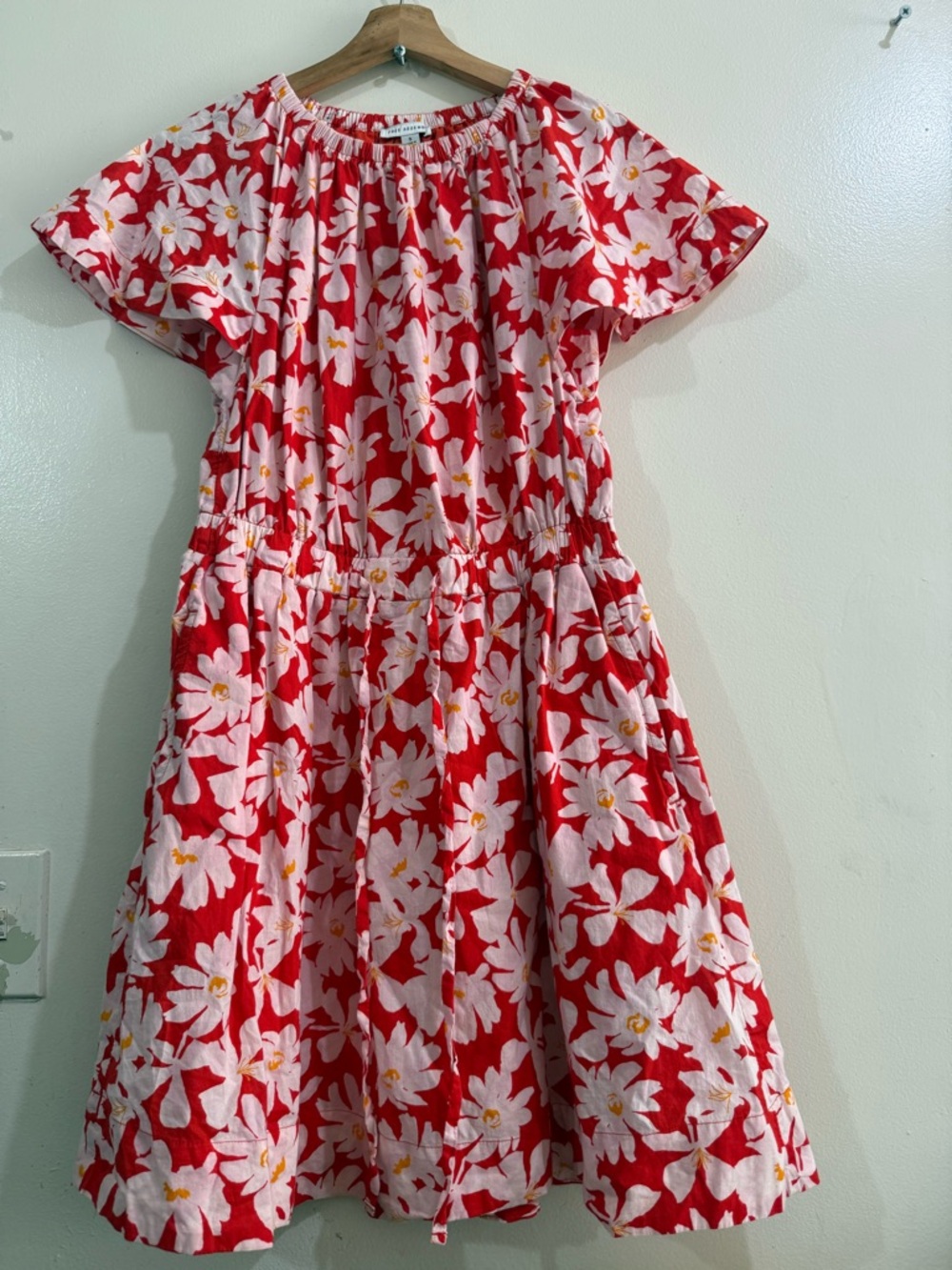 Free assembly Red Floral Short-Sleeve Casual Dress with Drawstring Waist - Picture 2 of 5